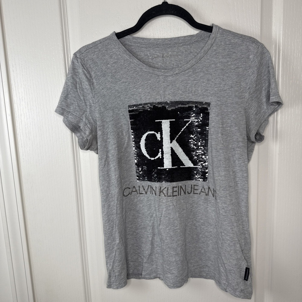 Calvin Klein Jeans Womens M Gray Flip Sequin CK Logo Short Sleeve Tee